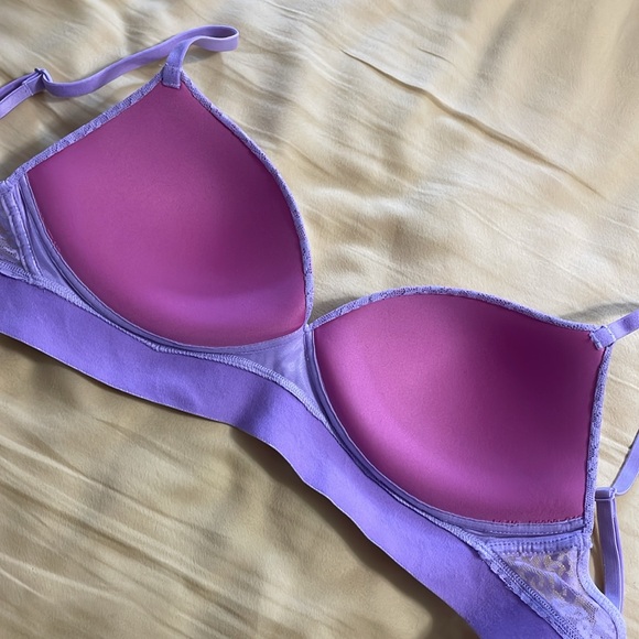PINK Victoria’s Secret bra - Picture 6 of 6